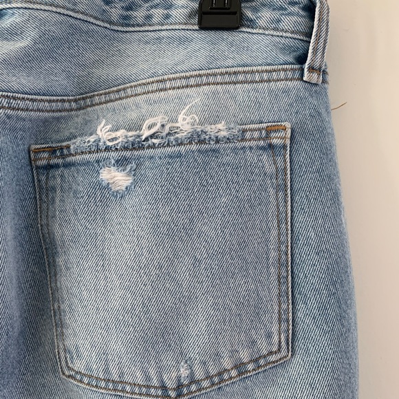 Abercrombie and Fitch boyfriend jeans - Picture 6 of 8